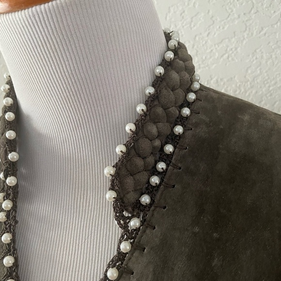 Vintage Y2K Suede and Pearls Blazer by Sophie Chang - Picture 7 of 11